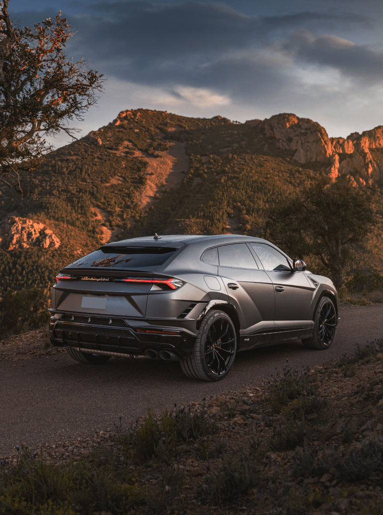 992-GTS-outside15-21